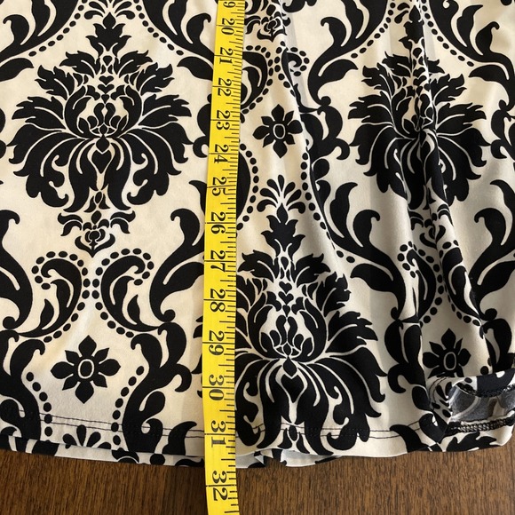 42 Pops Women's Shift Dress Size 1X Black Cream Damask Print Feminine Flowy Midi - Picture 4 of 6